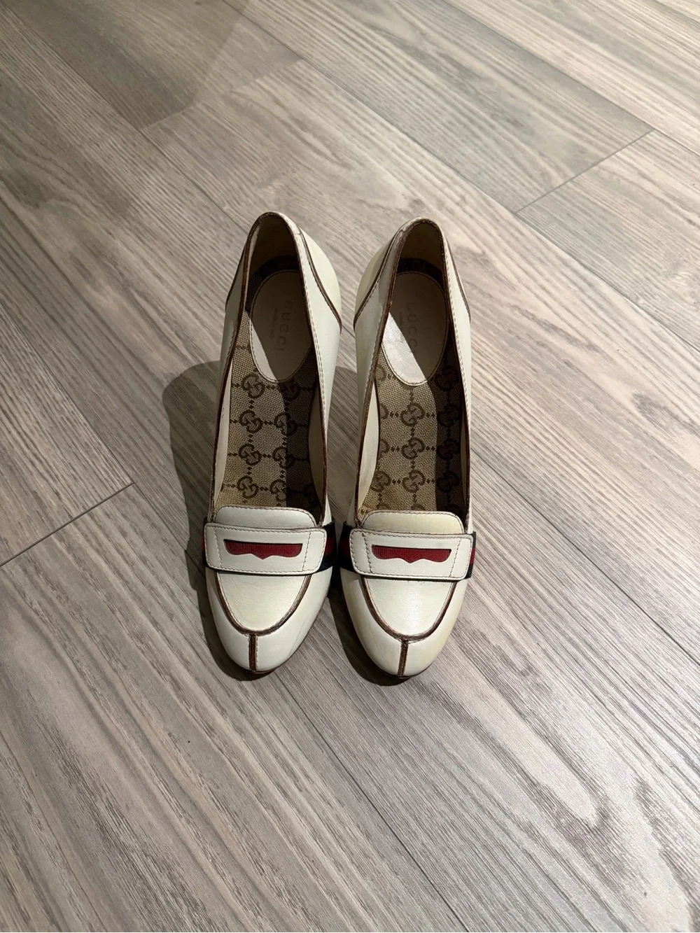 Gucci Cream Leather Loafers with Red Strap Detail